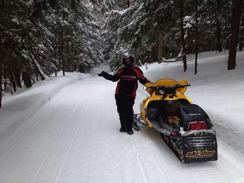 Little Hawk Resort & Marina Algonquin Highlands Exterior foto