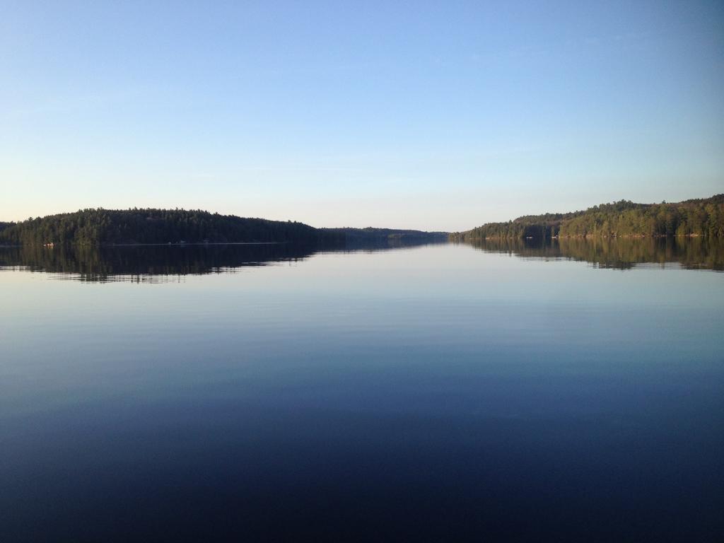 Little Hawk Resort & Marina Algonquin Highlands Exterior foto